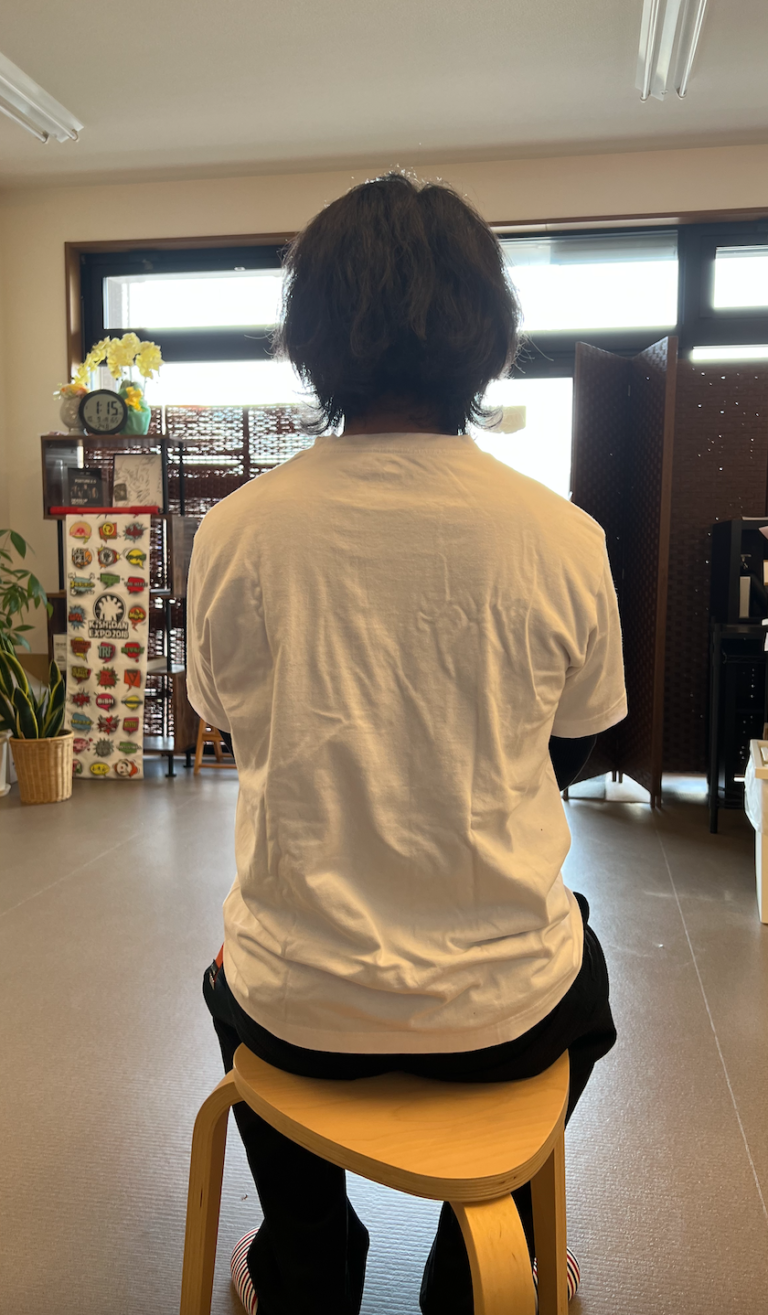 首が痛くて動かしにくとお悩みの20代の男性も笑顔で帰りました。